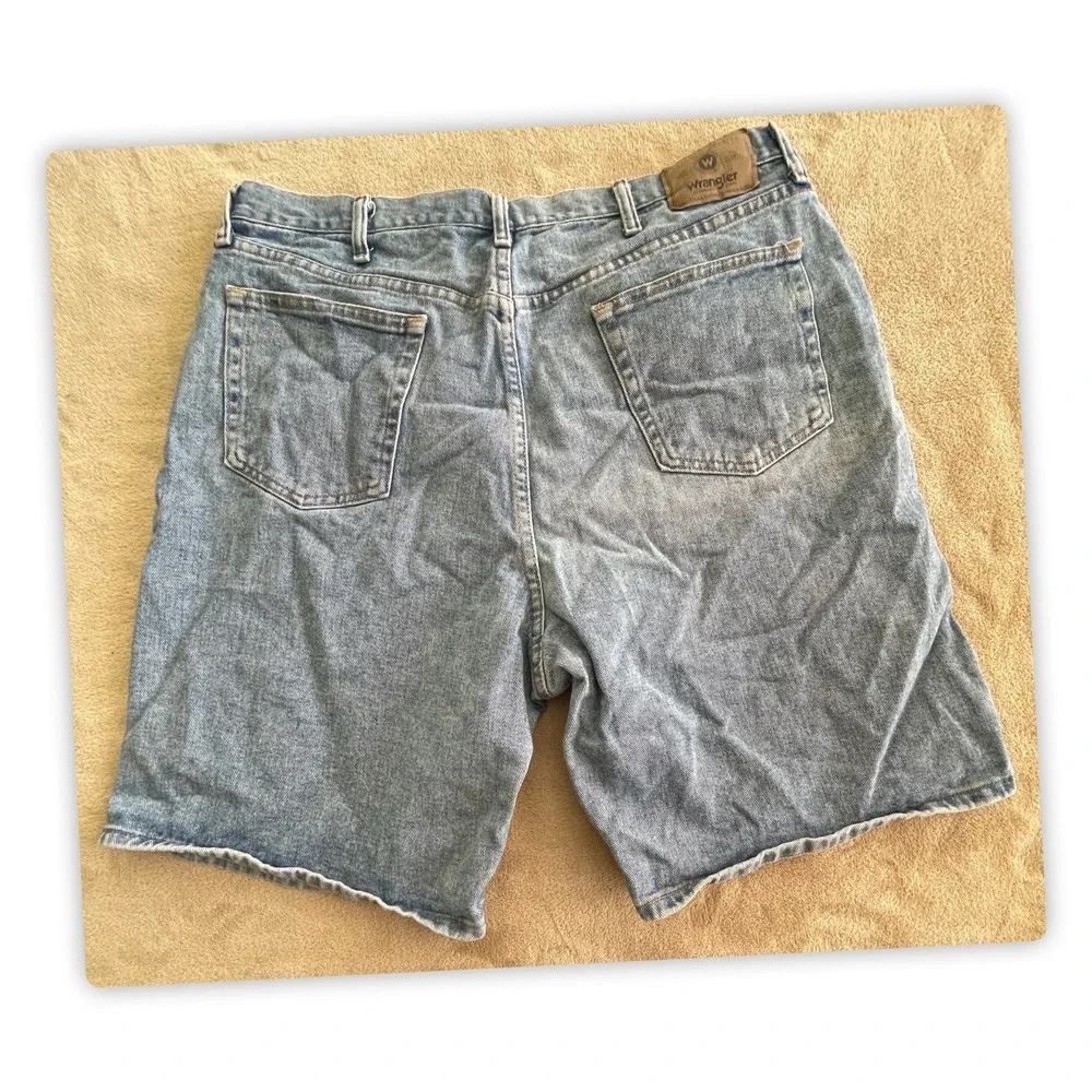 Wrangler Men's Shorts Bundle Size 40, 3‎ Shorts